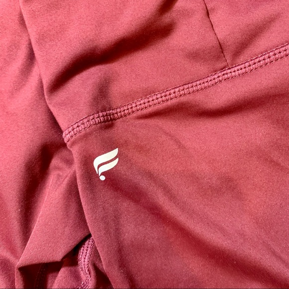 Fabletics Maroon Leggings - Picture 5 of 7